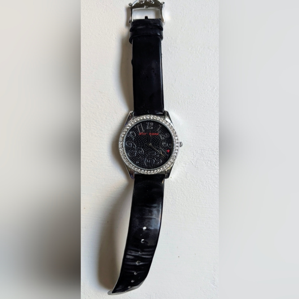 Betsey Johnson Women's Wristwatch